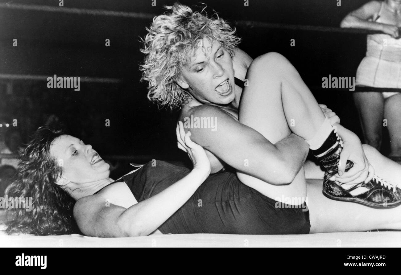Lottatori femmina Penny Banner e LeeChona La Claire competere nell'anello in primo legal donna match wrestling, Chicago, Foto Stock