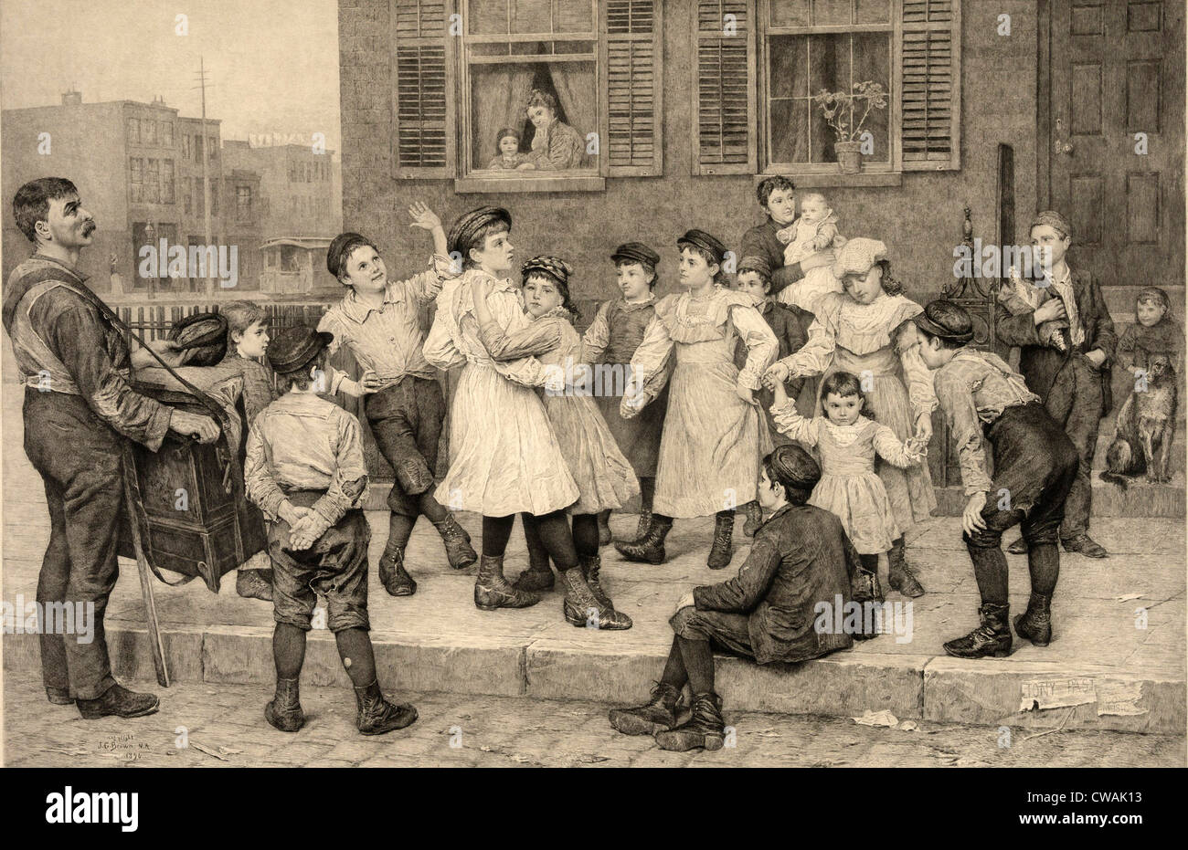 Un organo mola offre musica per un marciapiede danza di bambini in una grande città Americana. 1894. Foto Stock