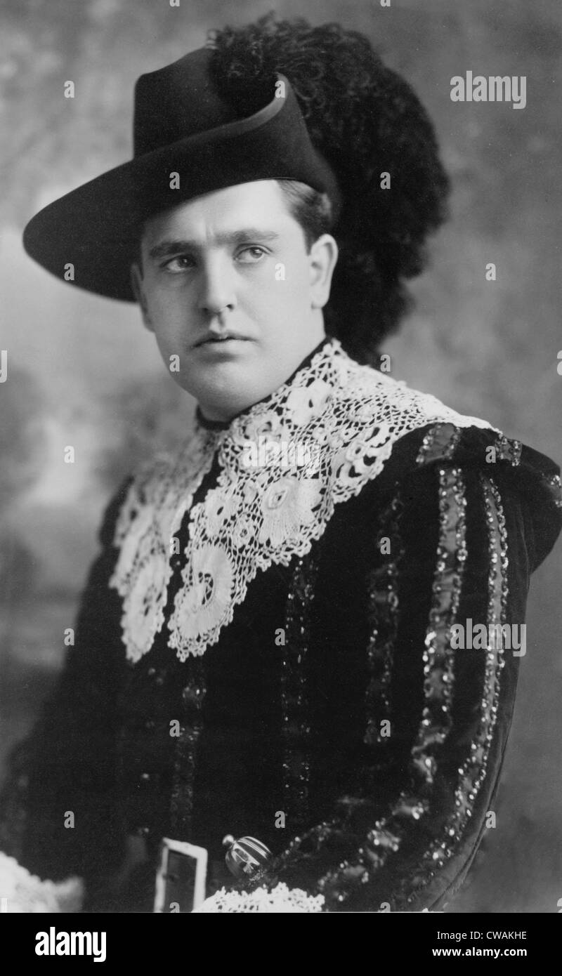 John McCormack, (1884-1945), Irish-American tenore, in costume. 1910. Foto Stock