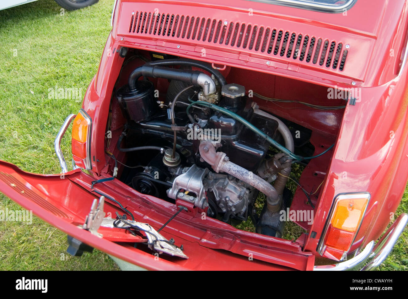 Fiat 500 engine immagini e fotografie stock ad alta risoluzione - Alamy