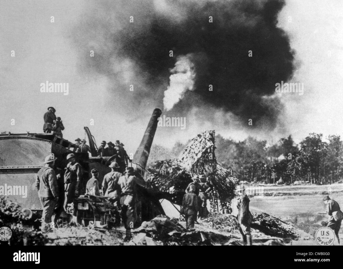 La prima guerra mondiale, artiglieria americana a sparare contro l'esercito tedesco, 26 settembre 1918, U.S. Signal Corps fotografia Foto Stock