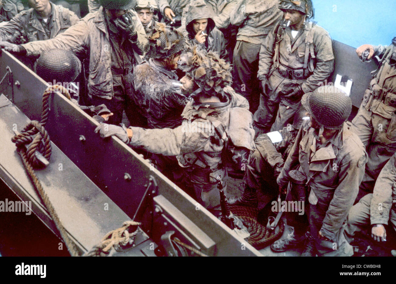 La II Guerra Mondiale, le truppe in una landing craft durante la Battaglia di Normandia, 1944. Foto Stock