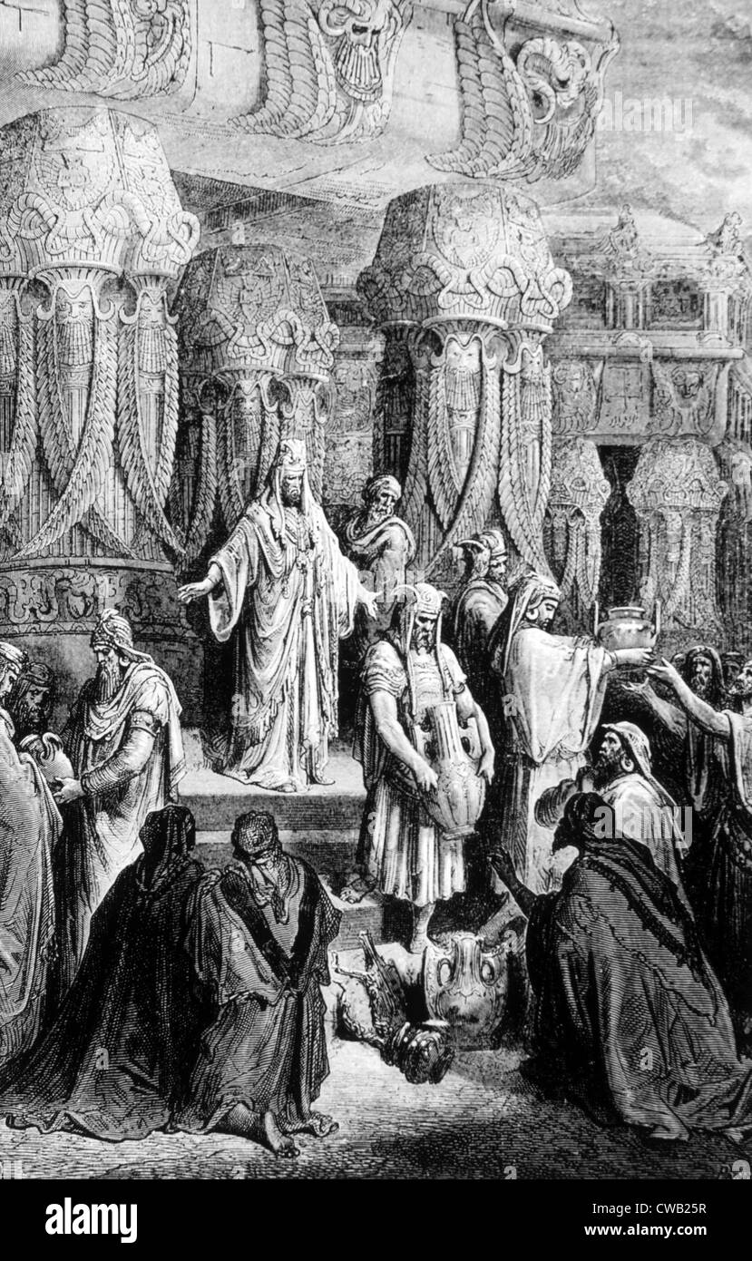 Il re Ciro il ripristino dei vasi sacri al tempio di Babilonia, incisione 1901 Foto Stock