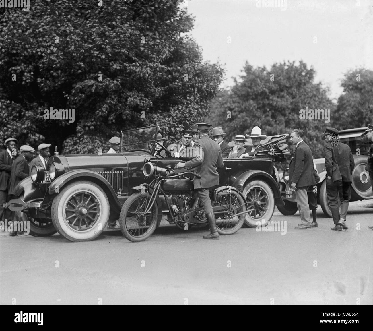 Tom Mix (in auto), arrestato per eccesso di velocità, 5 maggio 1925. Foto Stock