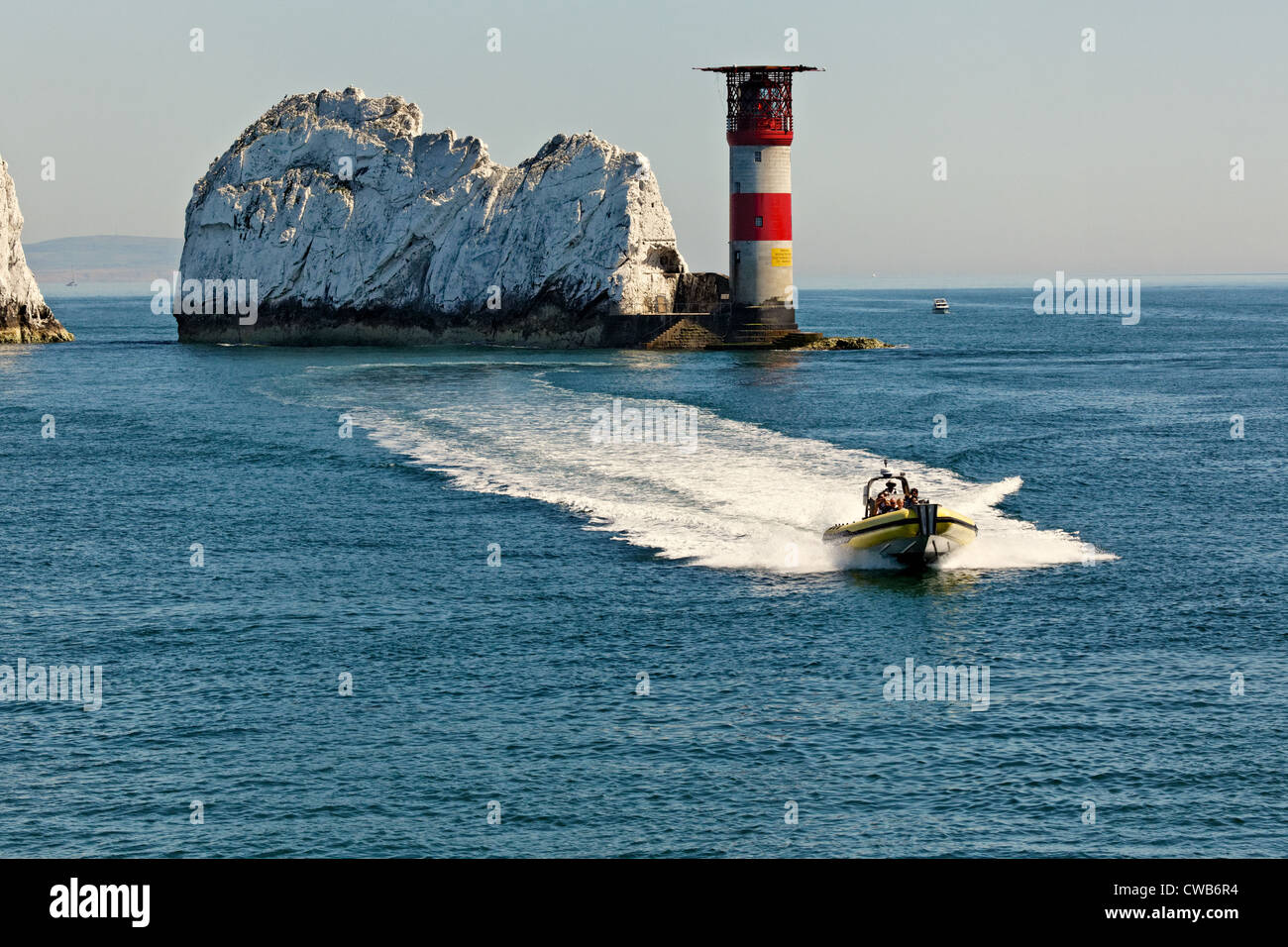 Piacere la crociera di ritorno dal aghi lighthouse Isle of Wight REGNO UNITO Foto Stock