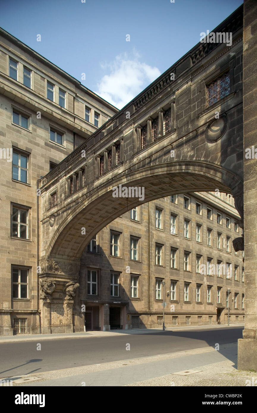 Berlino, Ufficio federale per i servizi centrali e irrisolta la tassazione sui beni capitali Foto Stock