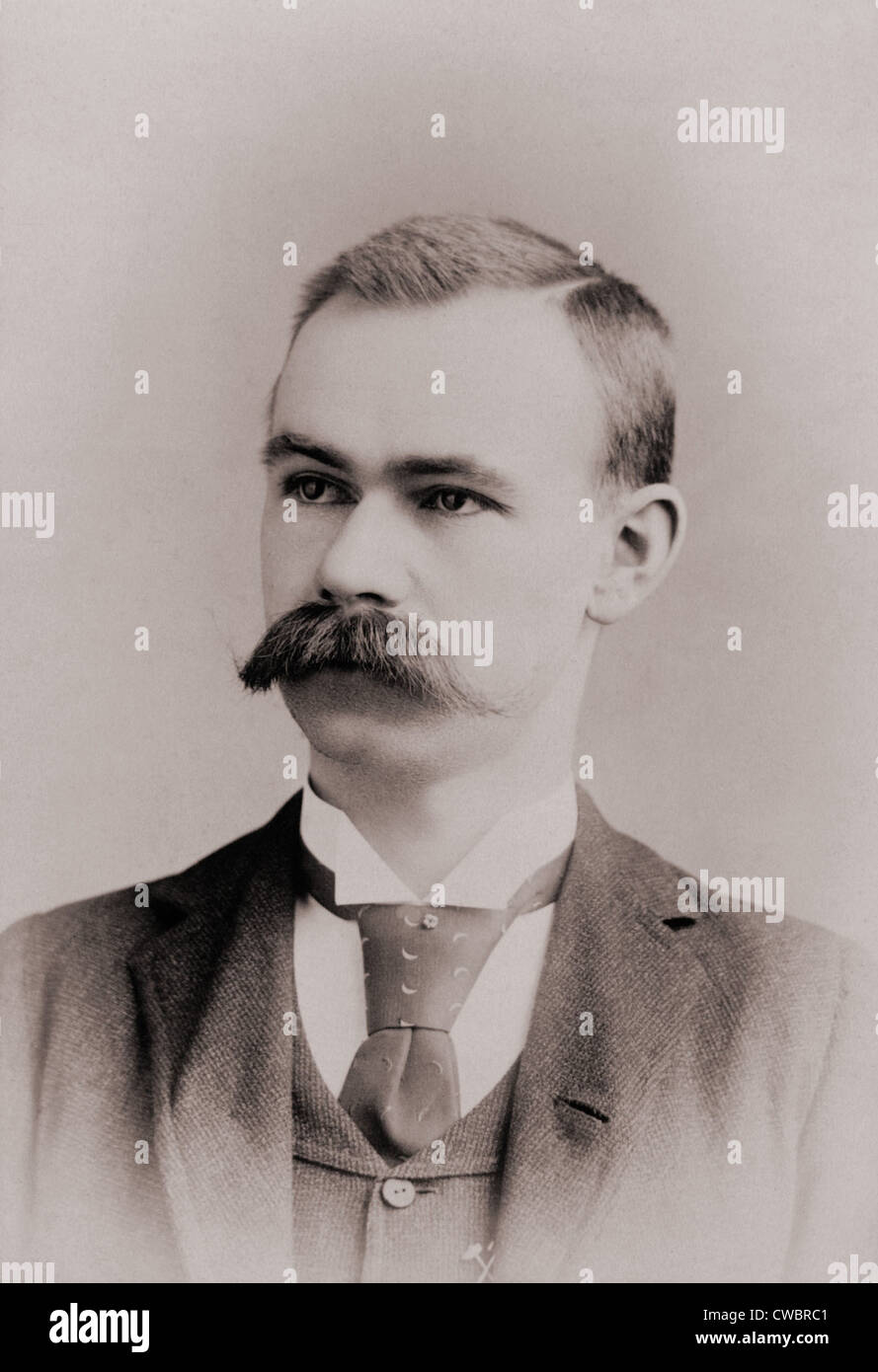 Herman Hollerith. (1860-1929), l'inventore americano di un punzone card tabulando macchina per automatizzare il 1890 U.S. Il censimento. Simile Foto Stock
