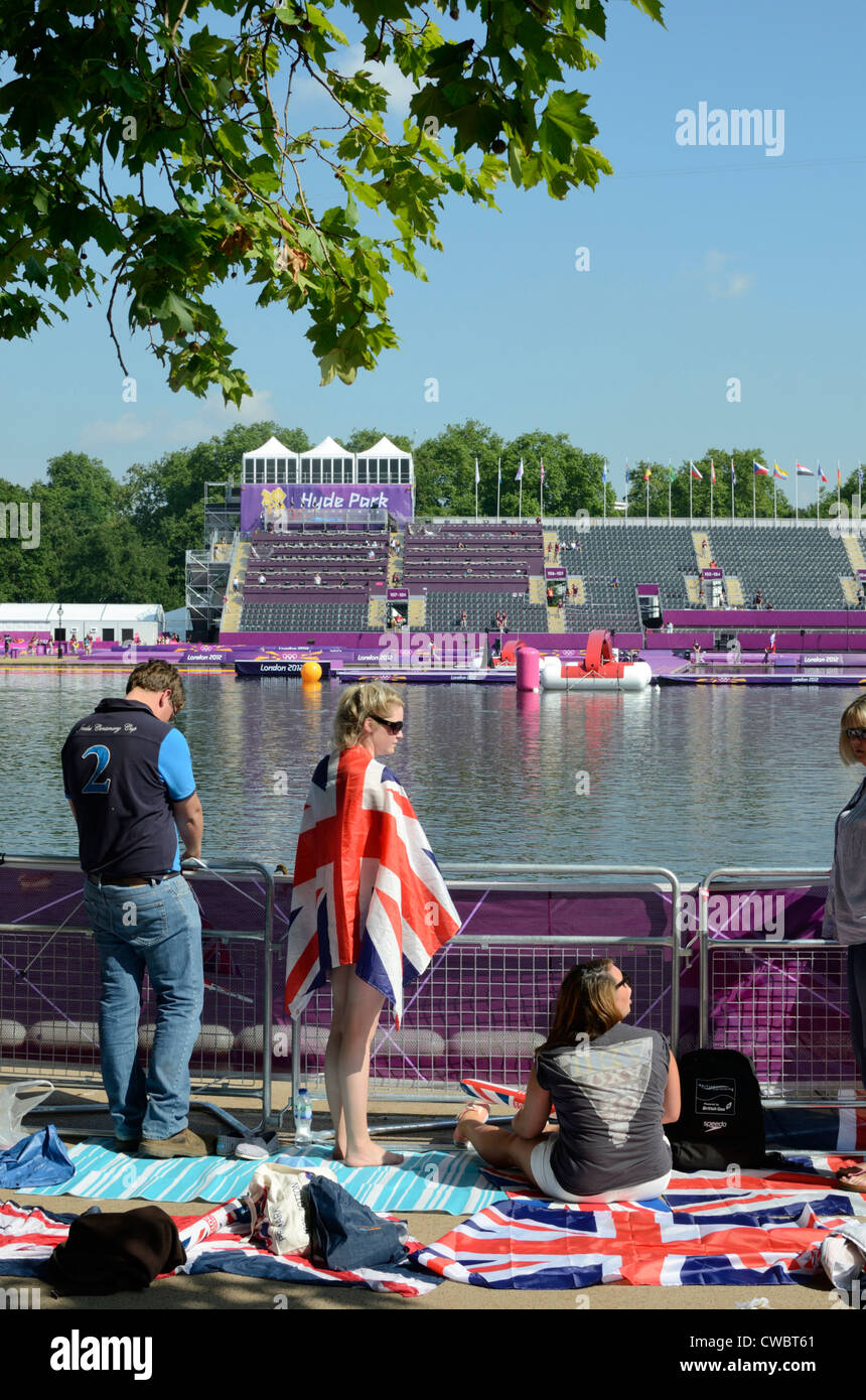 Gli spettatori a Londra 2012 free evento olimpico in Hyde Park Foto Stock