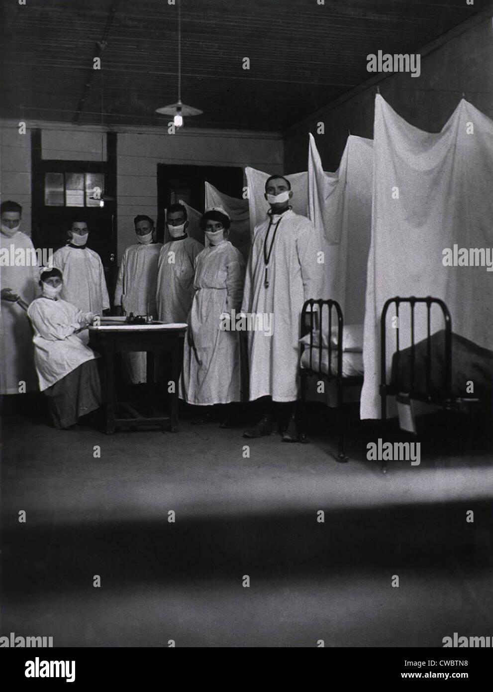 Una polmonite ward a U. S. Army Base ospedale di Toul / Rosieres, Francia durante l'influenza spagnola epidemia del 1918-19. La maggior parte dei morti di influenza Foto Stock