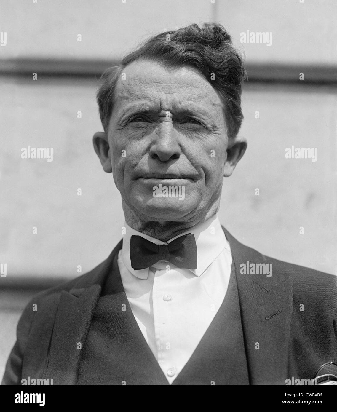 Al Jennings (1863-1948) è stato un tentativo non riuscito di treno rapinatore nel 1890s. In seguito divenne un film muto di star giocando i protagonisti Foto Stock
