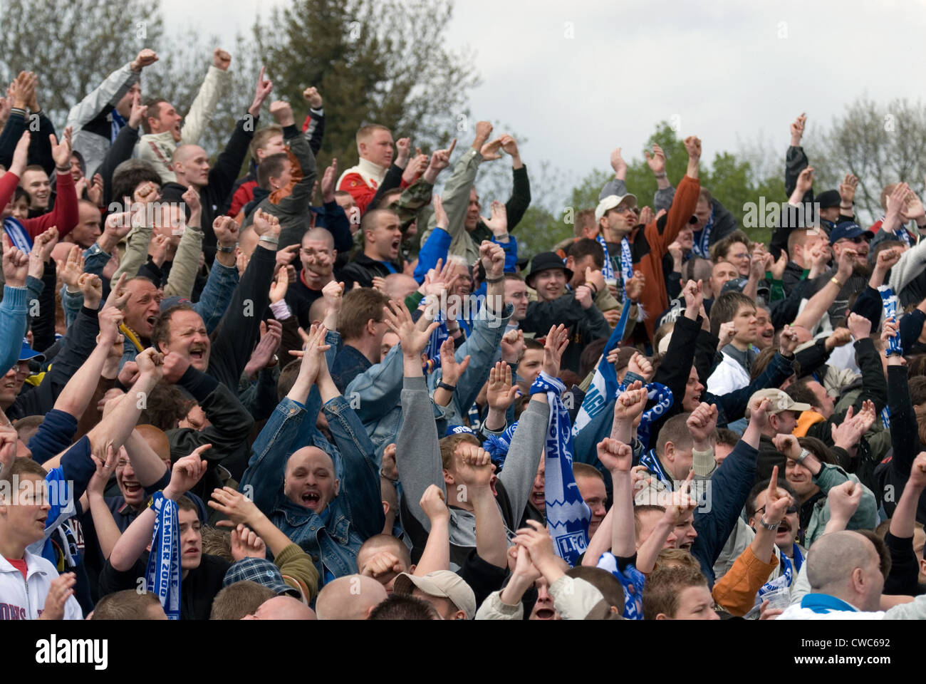 Gli appassionati di calcio di FC Magdeburg Foto Stock