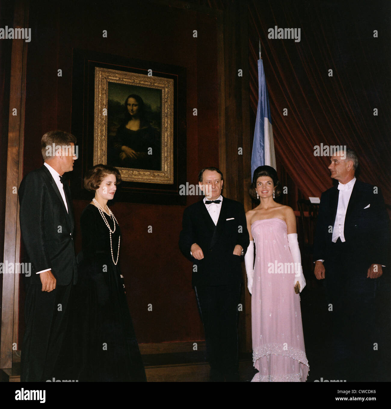 Mona Lisa, il capolavoro di Leonardo, in prestito alla National Gallery. L-R: Presidente Kennedy, Madame Malraux, ministro francese di Foto Stock