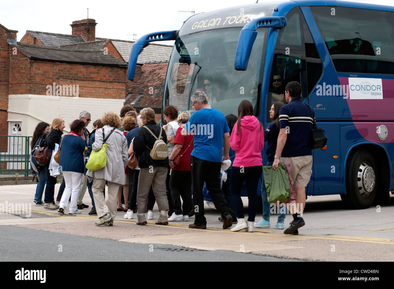 Pullman turistico a Windsor Street Parcheggio Autobus, Stratford-upon-Avon, Regno Unito Foto Stock