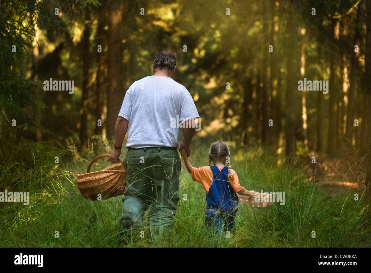 Padre,figlia,a piedi Foto Stock