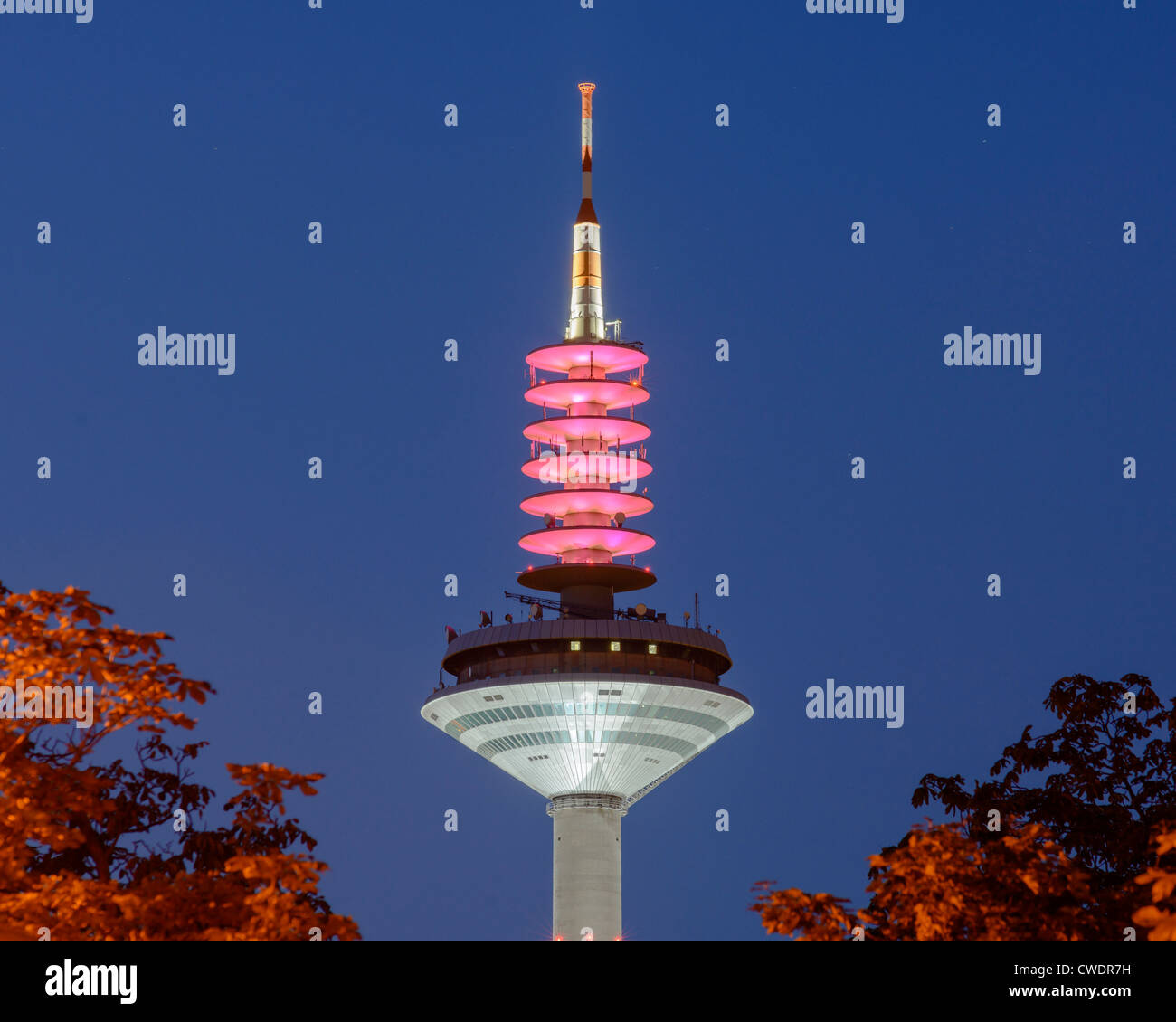 Europaturm progettato dall architetto Erwin Heinle, Frankfurt am Main, Germania,l'Europa Foto Stock