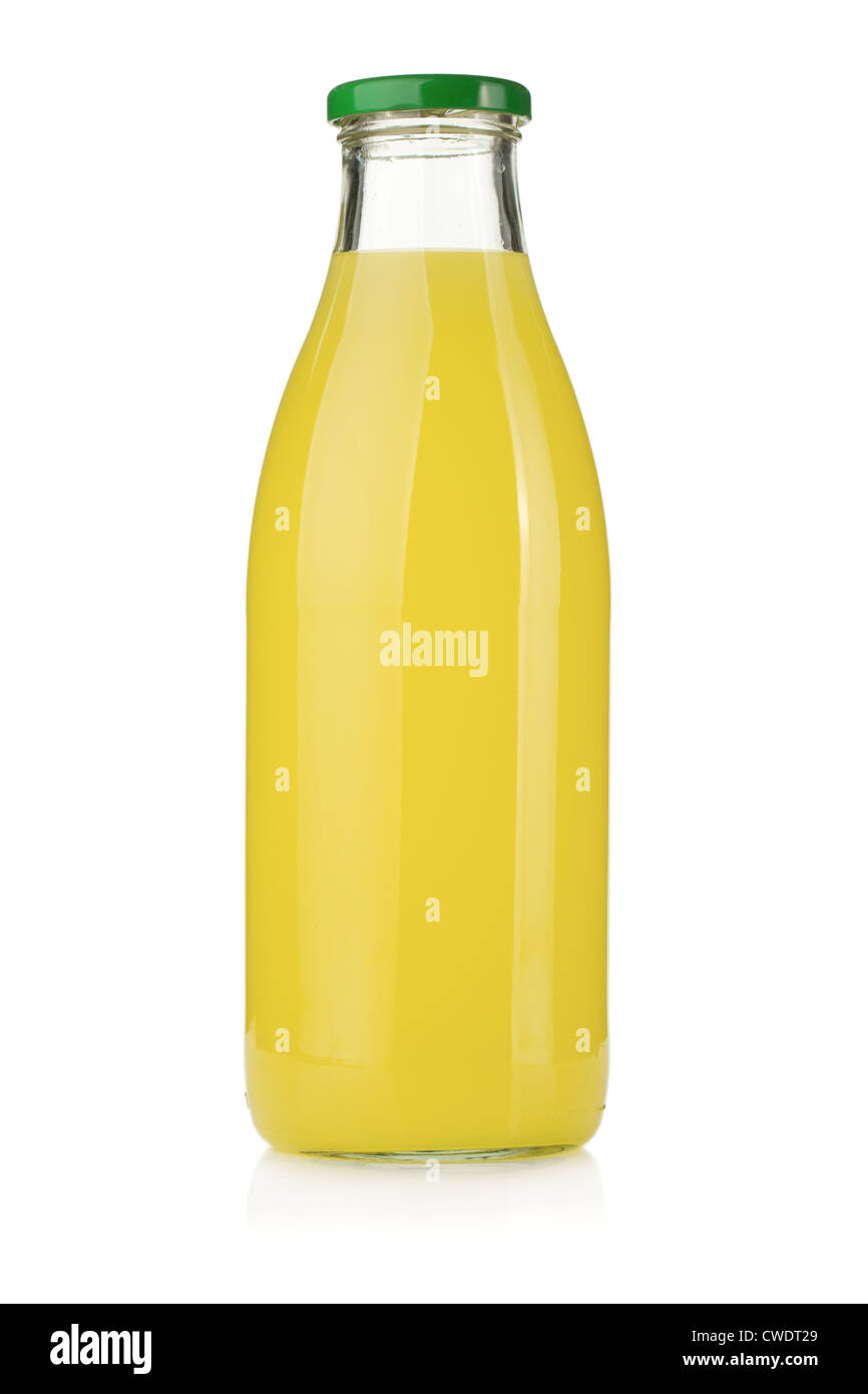 Succo di limone bottiglia di vetro. Isolato su sfondo bianco Foto Stock