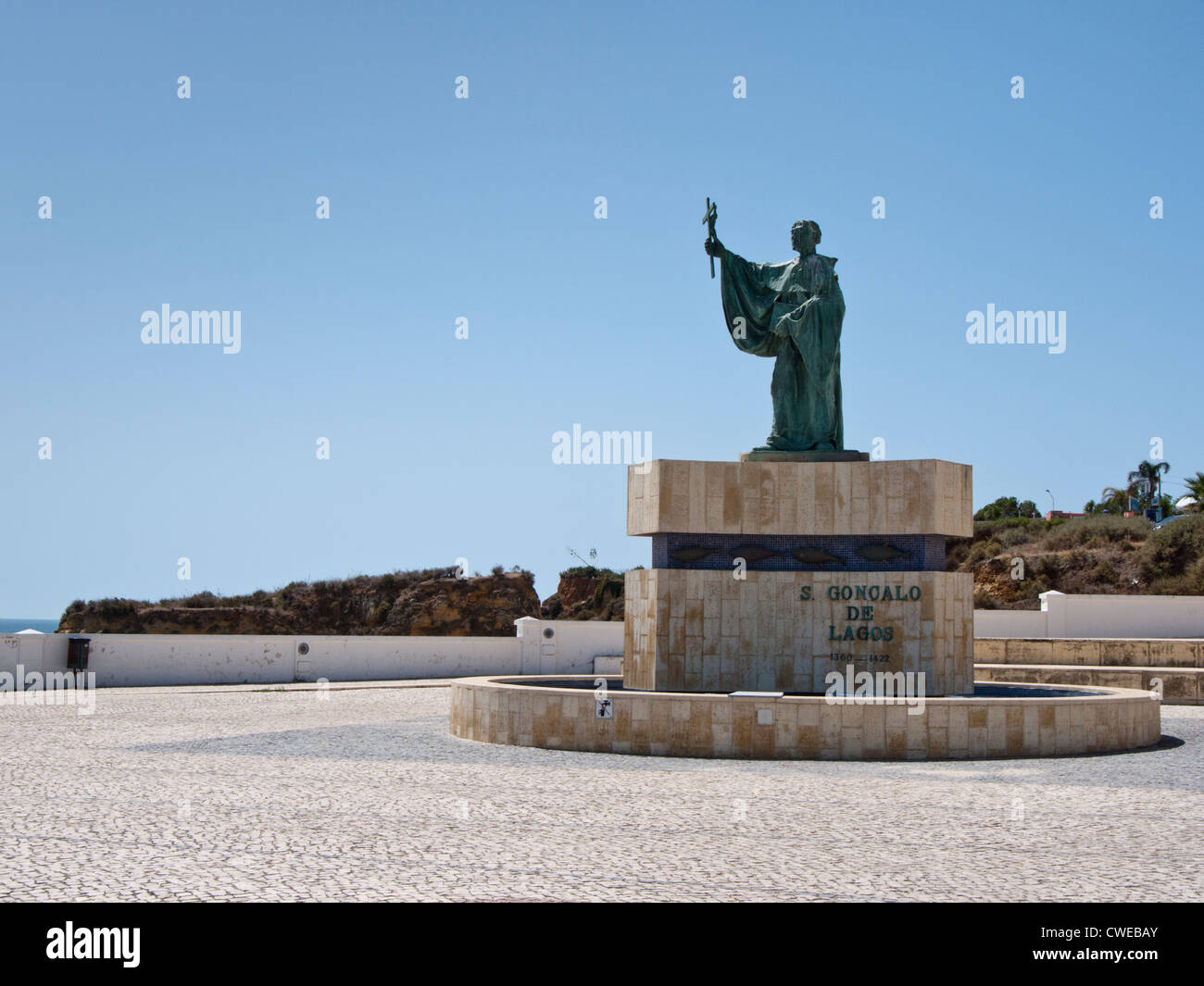 Statua di São Gonçalo a Lagos, Portogallo dall'artista Tolentino Abegoaria Foto Stock