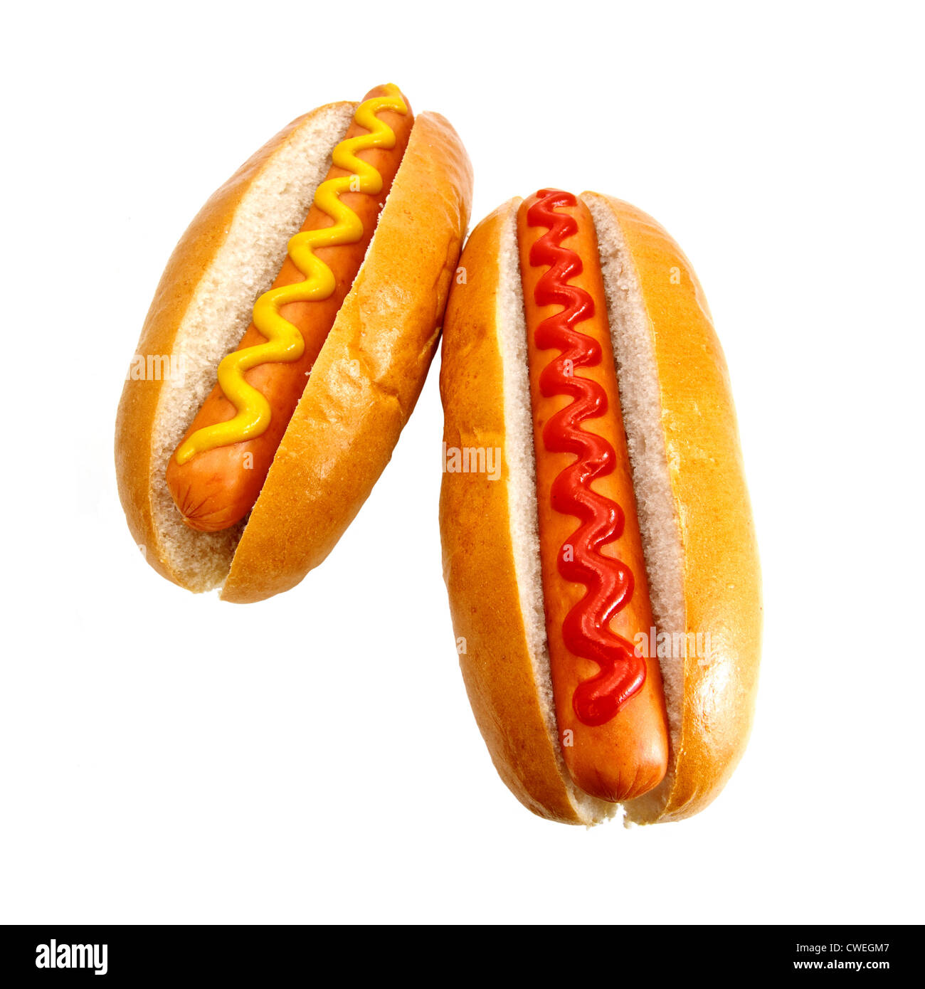 Hot Dogs o Wieners con senape e ketchup condimenti, l'originale classico prendere via il cibo Foto Stock