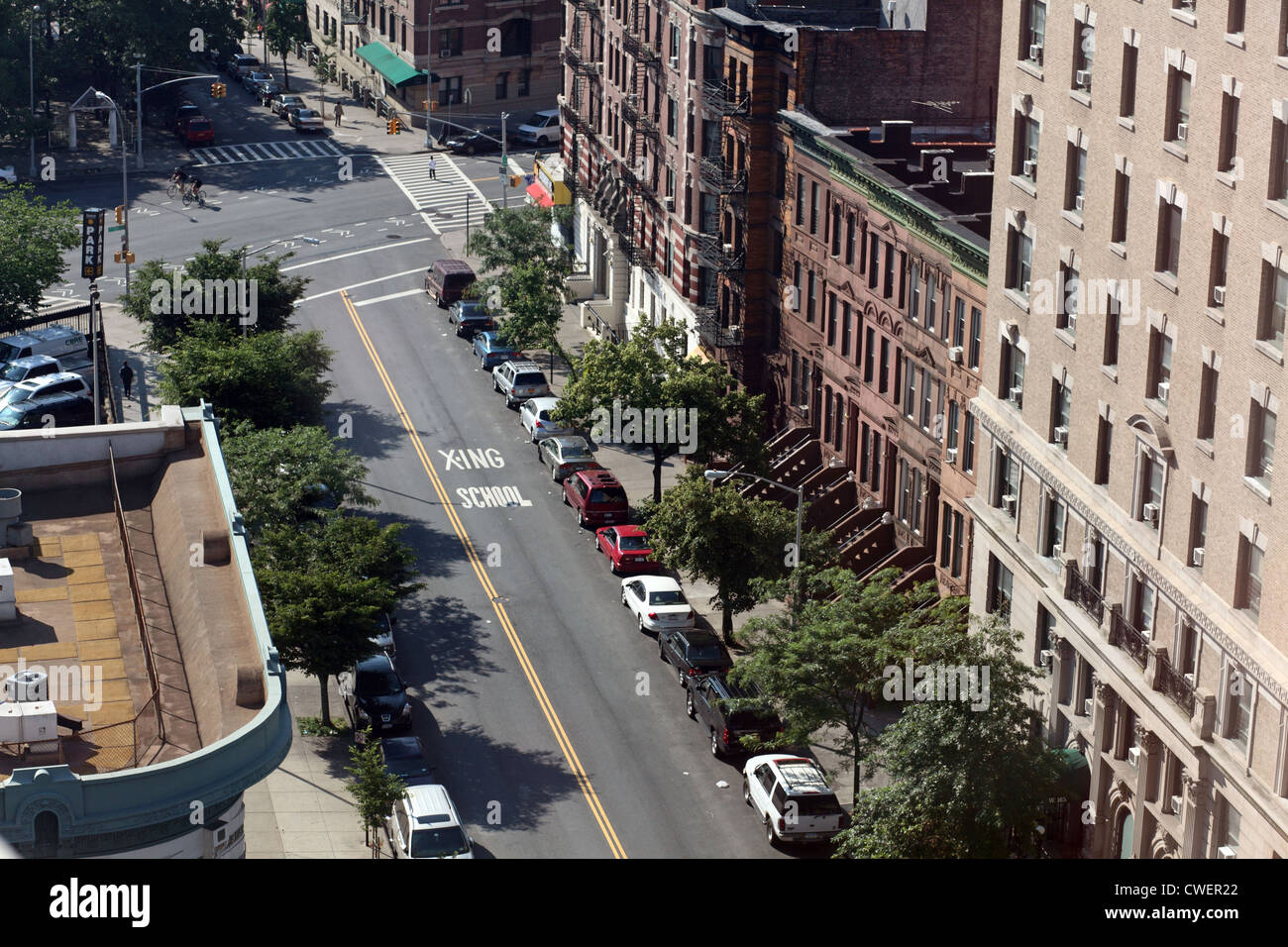 Scena di strada in Washington Heights quartiere di New York, NY, STATI UNITI D'AMERICA Foto Stock