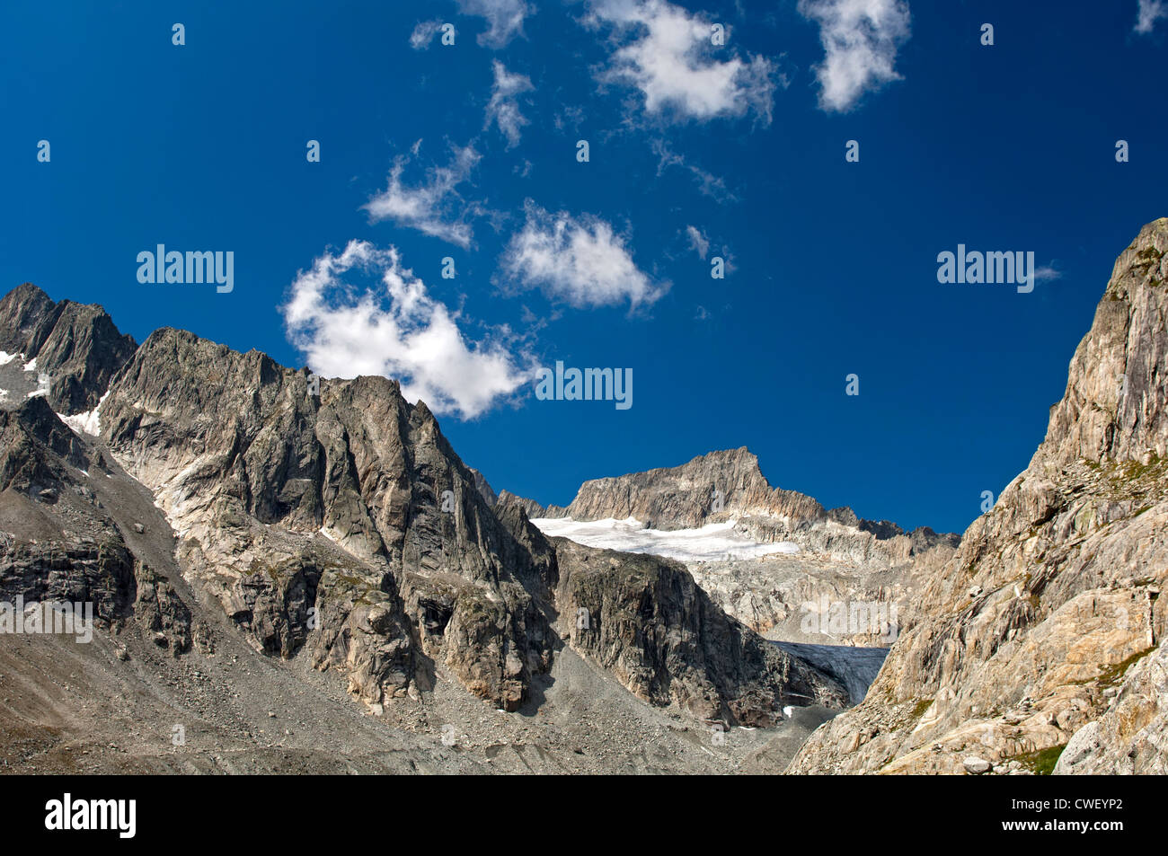 Mt Diamentstock lordo e sul ghiacciaio, Baechligletscher Baechlital valley, Alpi Bernesi, Svizzera Foto Stock
