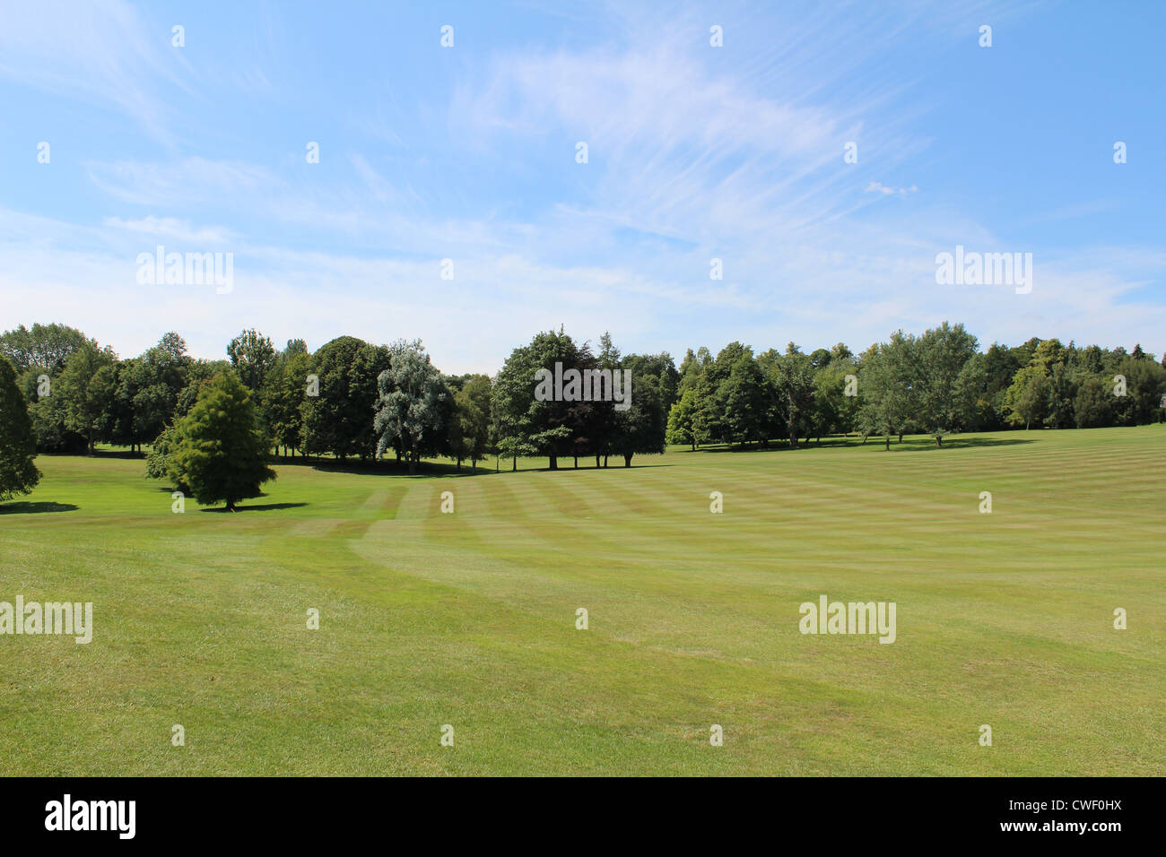 Viaggiare; verde; Giardino; paesaggio; Colorfull; giardino formale; Europa; Storia; GIARDINAGGIO; letto floreale; Agricoltura; ornamentali in Gard Foto Stock