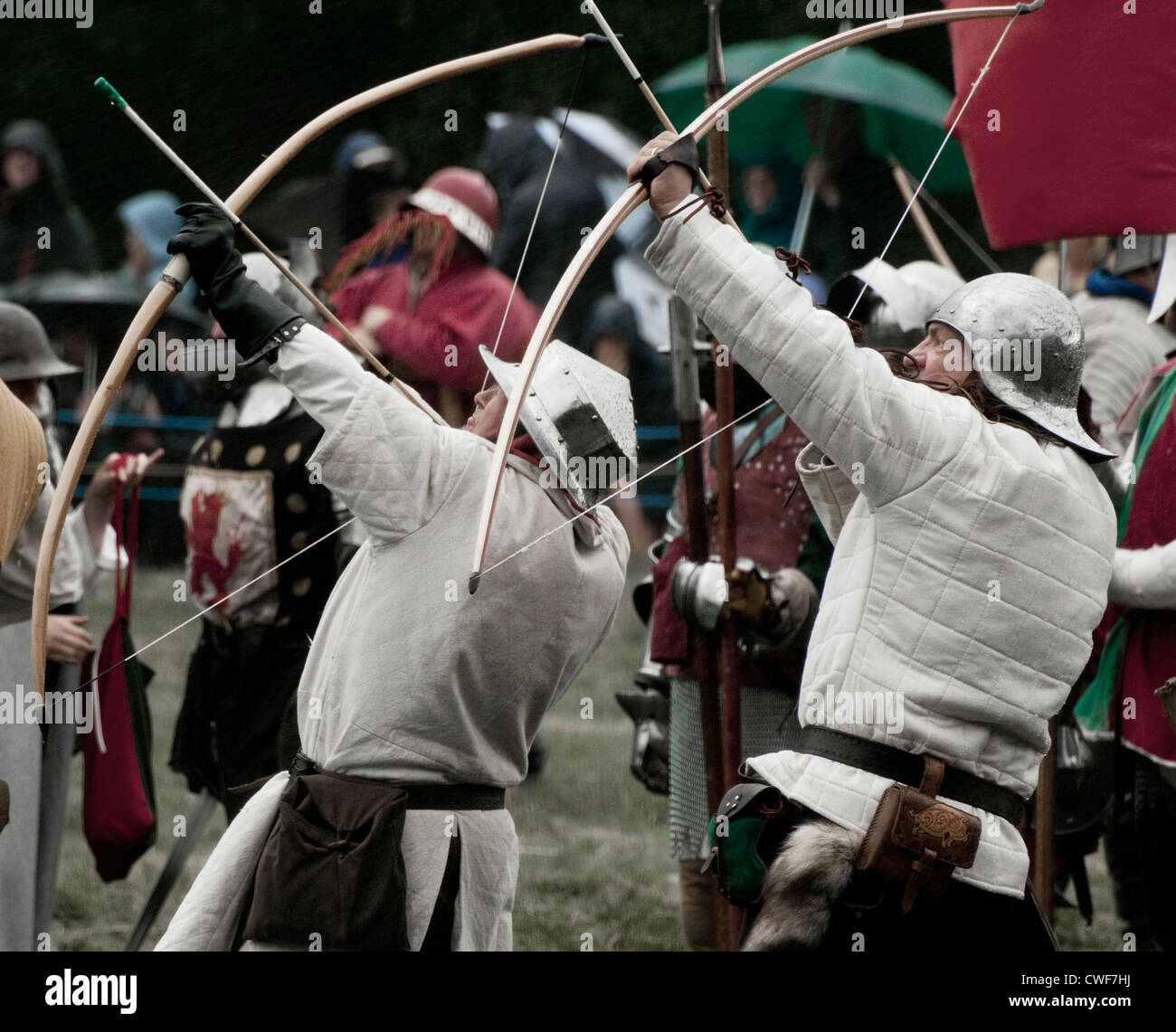 Medieval rievocazione - cavalieri in armatura Foto Stock