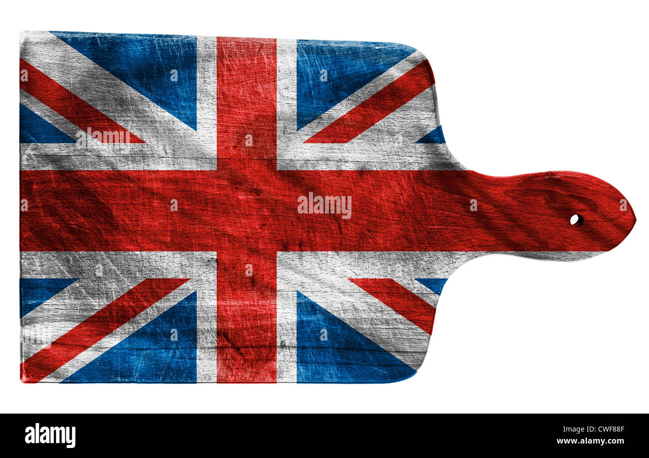 Textured britannico o UK bandiera dipinta sul vecchio usato pesantemente la trinciatura o la scheda di taglio su sfondo bianco Foto Stock