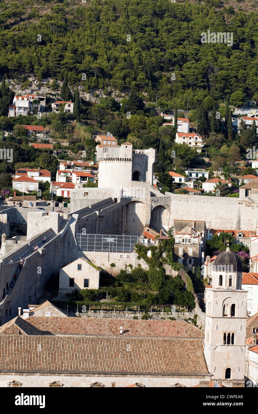 Il Fort Minceta e le mura della città di Dubrovnik Dalmazia Croazia Foto Stock