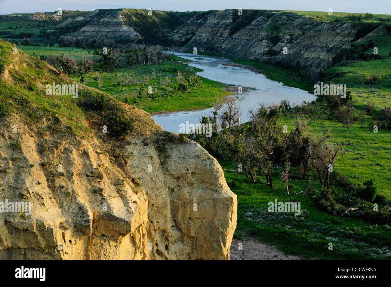 Piccolo Fiume Missouri Valley, Theodore Roosevelt NP (Sud), il Dakota del Nord, STATI UNITI D'AMERICA Foto Stock