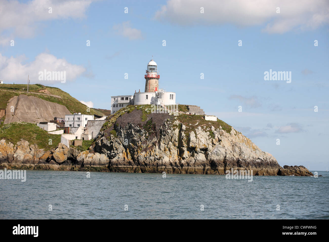 Baily lighthouse a Howth Head, la baia di Dublino Irlanda Foto Stock