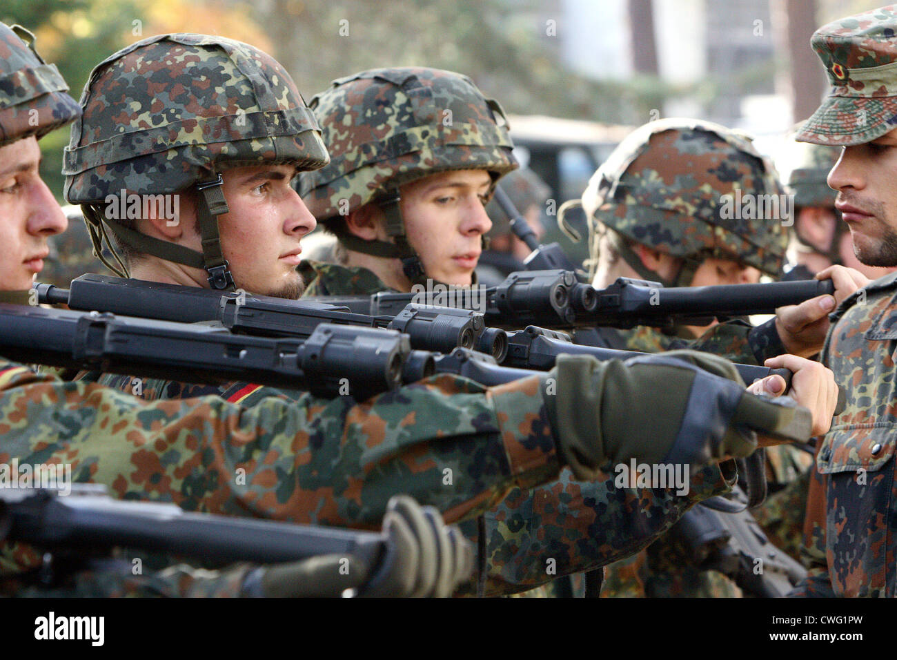 Formazione di base per l'esercito Foto Stock