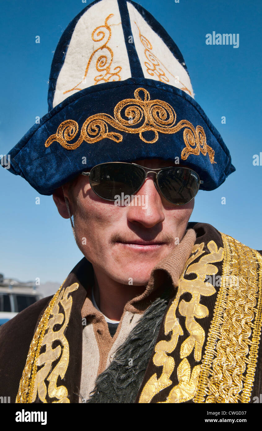 Cappello kazako immagini e fotografie stock ad alta risoluzione - Alamy