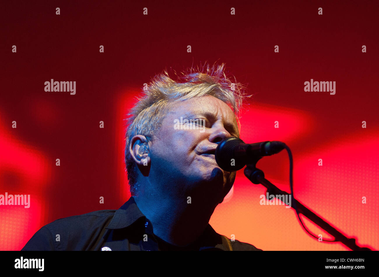 BENICASSIM, Spagna - 15 luglio: Nuovo ordine band suona al FIB sulla luglio 15, 2012 a Benicassim, Spagna. Foto Stock