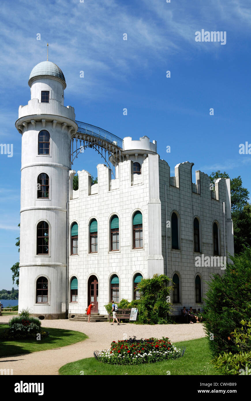 Castello in rovina romantica stile sulla Peacock Island a Berlino. Foto Stock