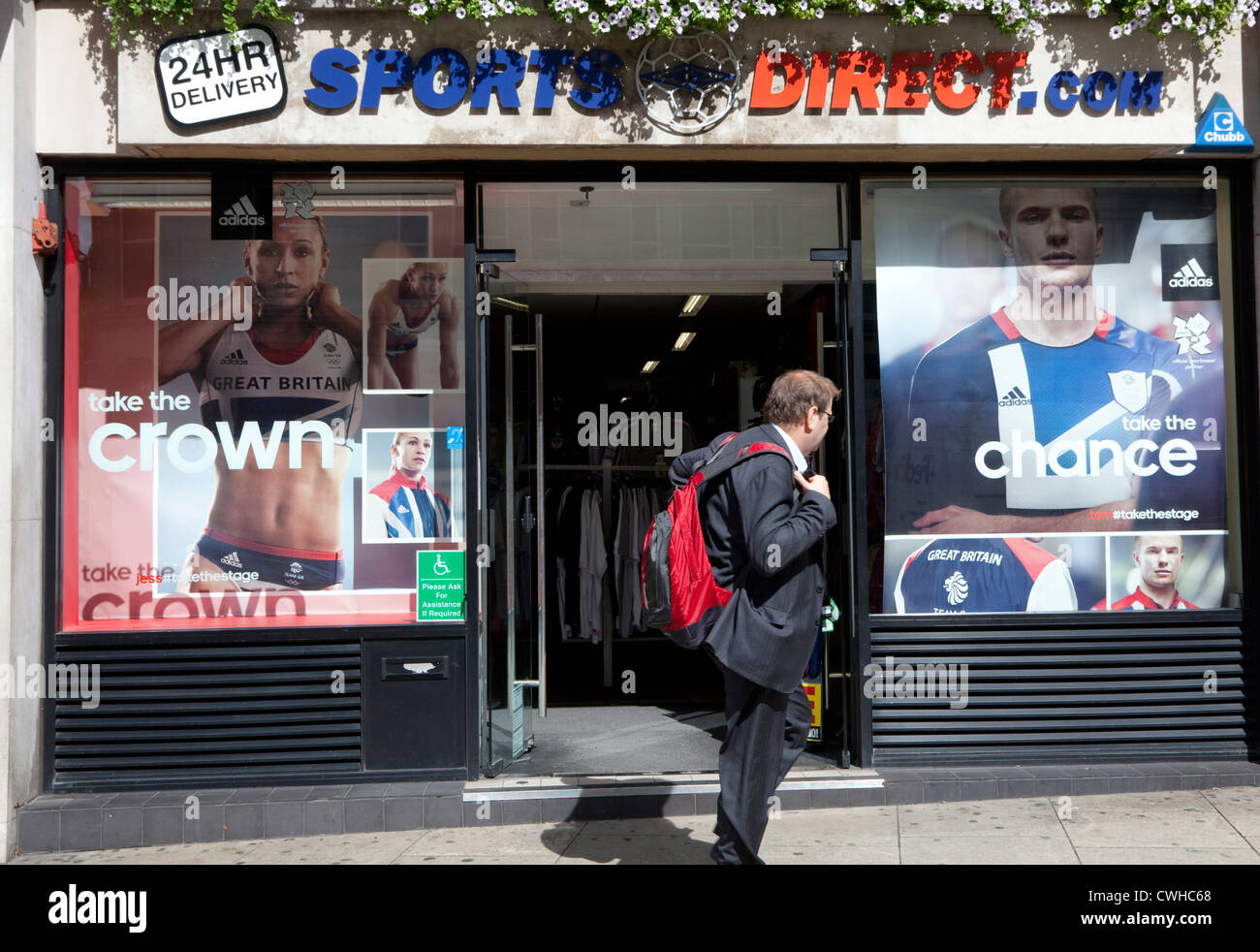 Team GB Olimpiadi stelle nella finestra di visualizzazione in sport Direct store, Londra Foto Stock