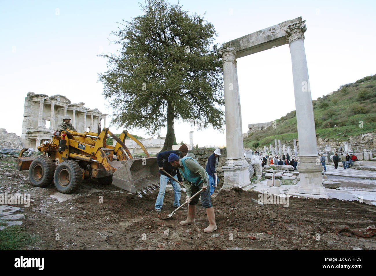 Efeso, lavori di costruzione sui resti della Biblioteca di Celso Foto Stock