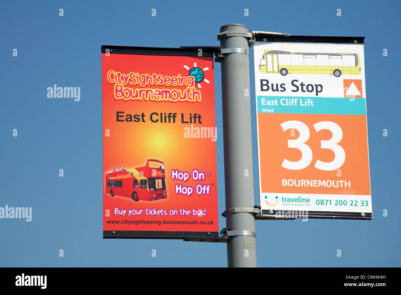 Fermata bus a East Cliff di sollevamento, Bournemouth in agosto Foto Stock