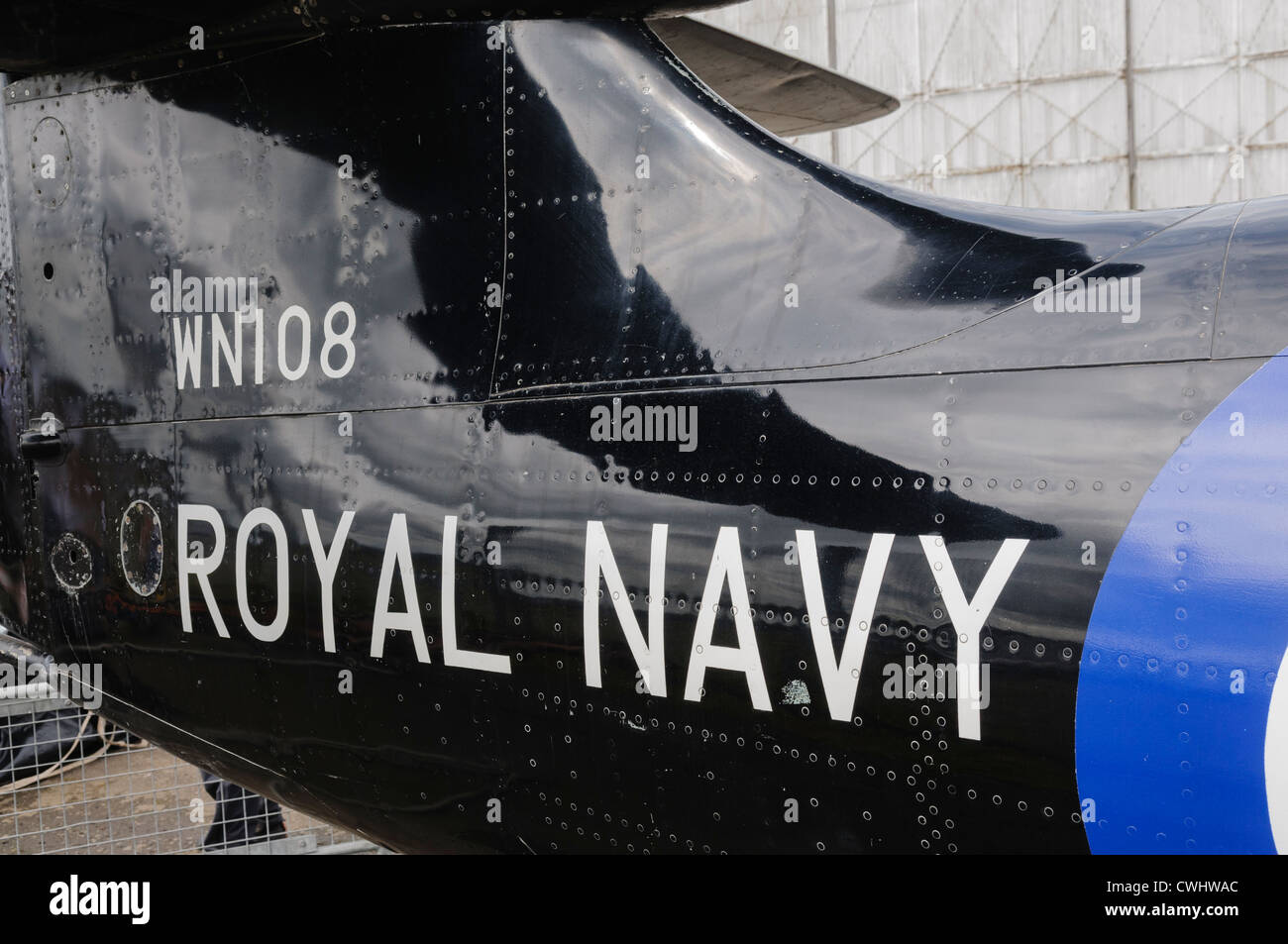 Royal Navy logo sulla coda di un 1954 Hawker Sea Hawk aeromobile Foto Stock
