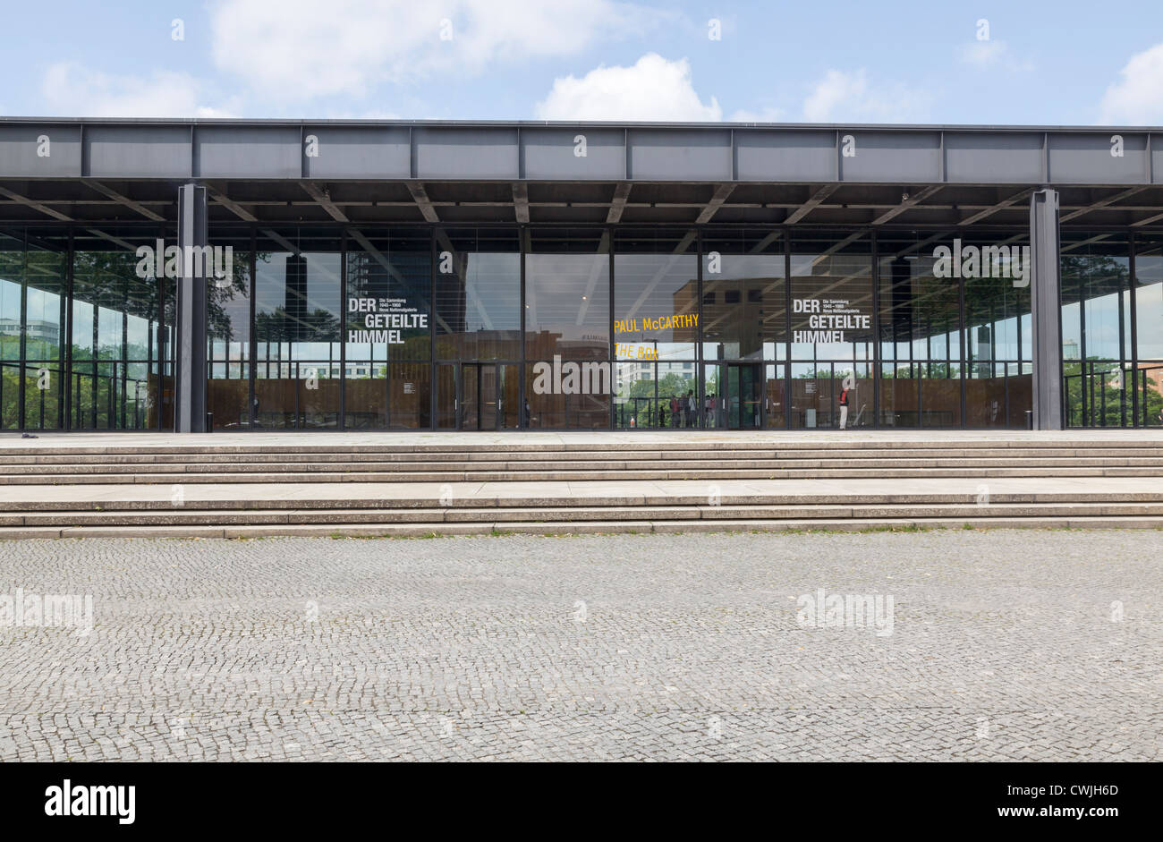 Neue Nationalgalerie di Berlino Germania Foto Stock
