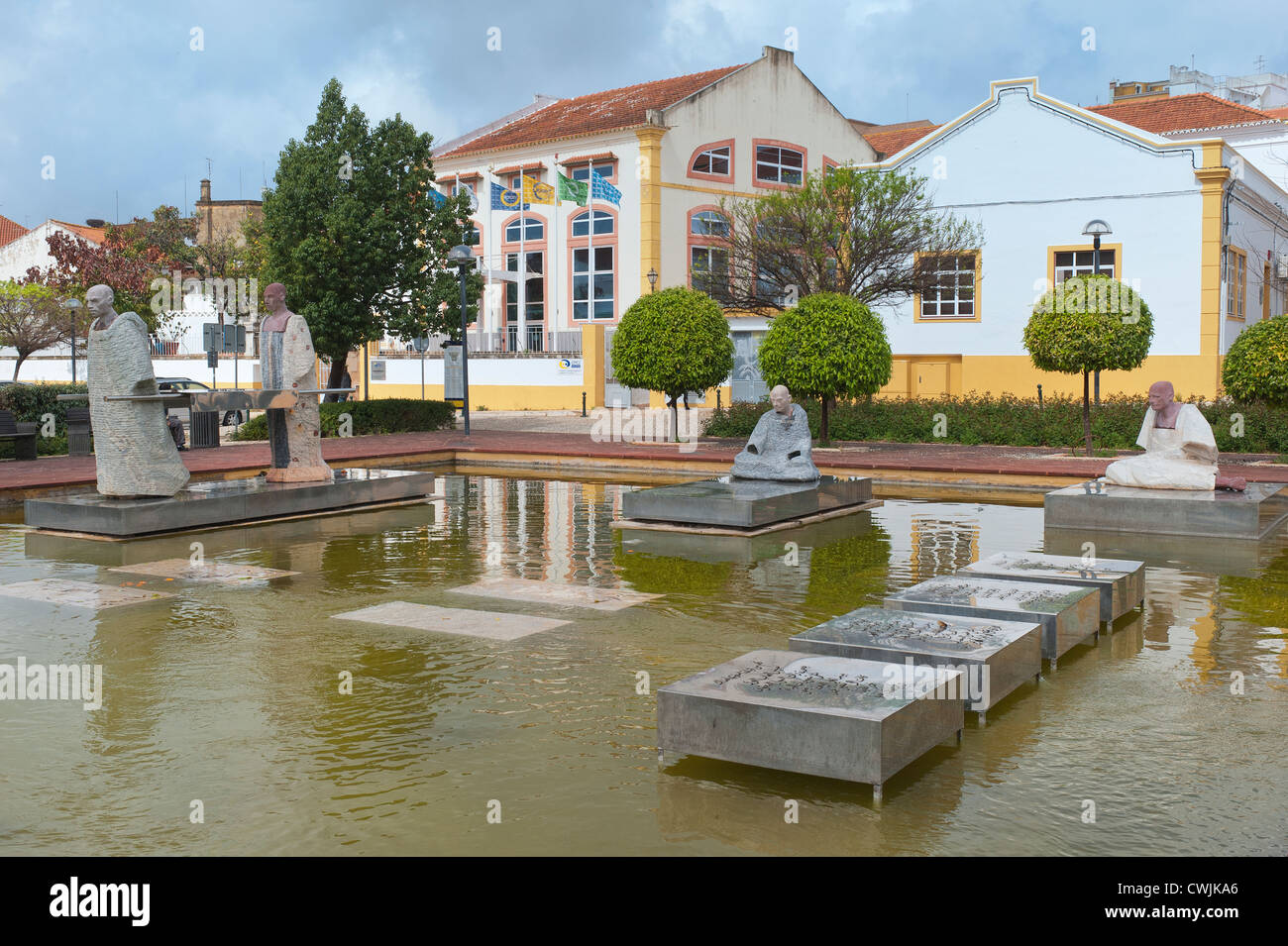 Al Mouhatamid Ibn Abbad plaza, Silves, Algarve, PORTOGALLO Foto Stock