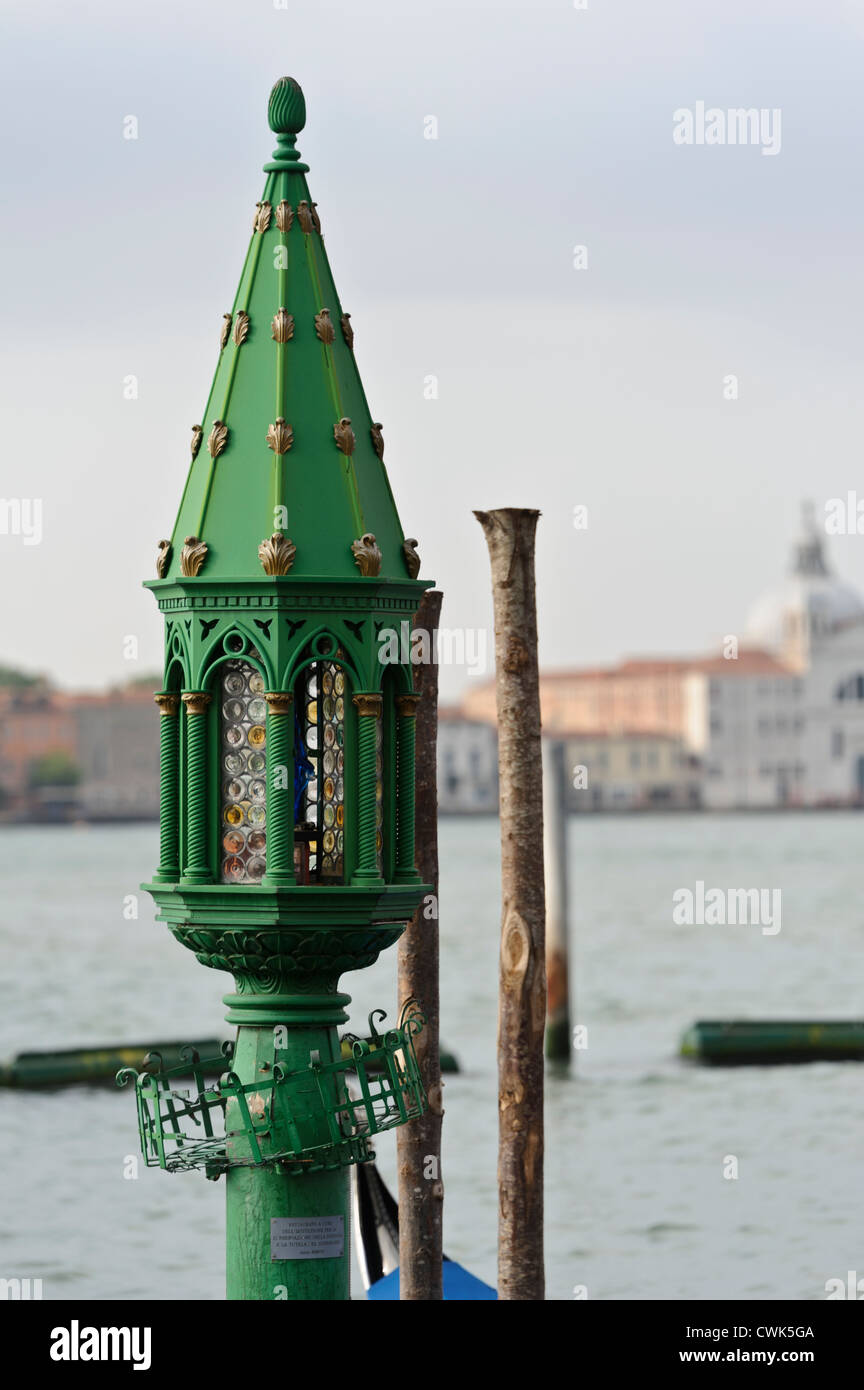 Lanterna veneziana, Grand Canal, Venezia, Italia. Foto Stock