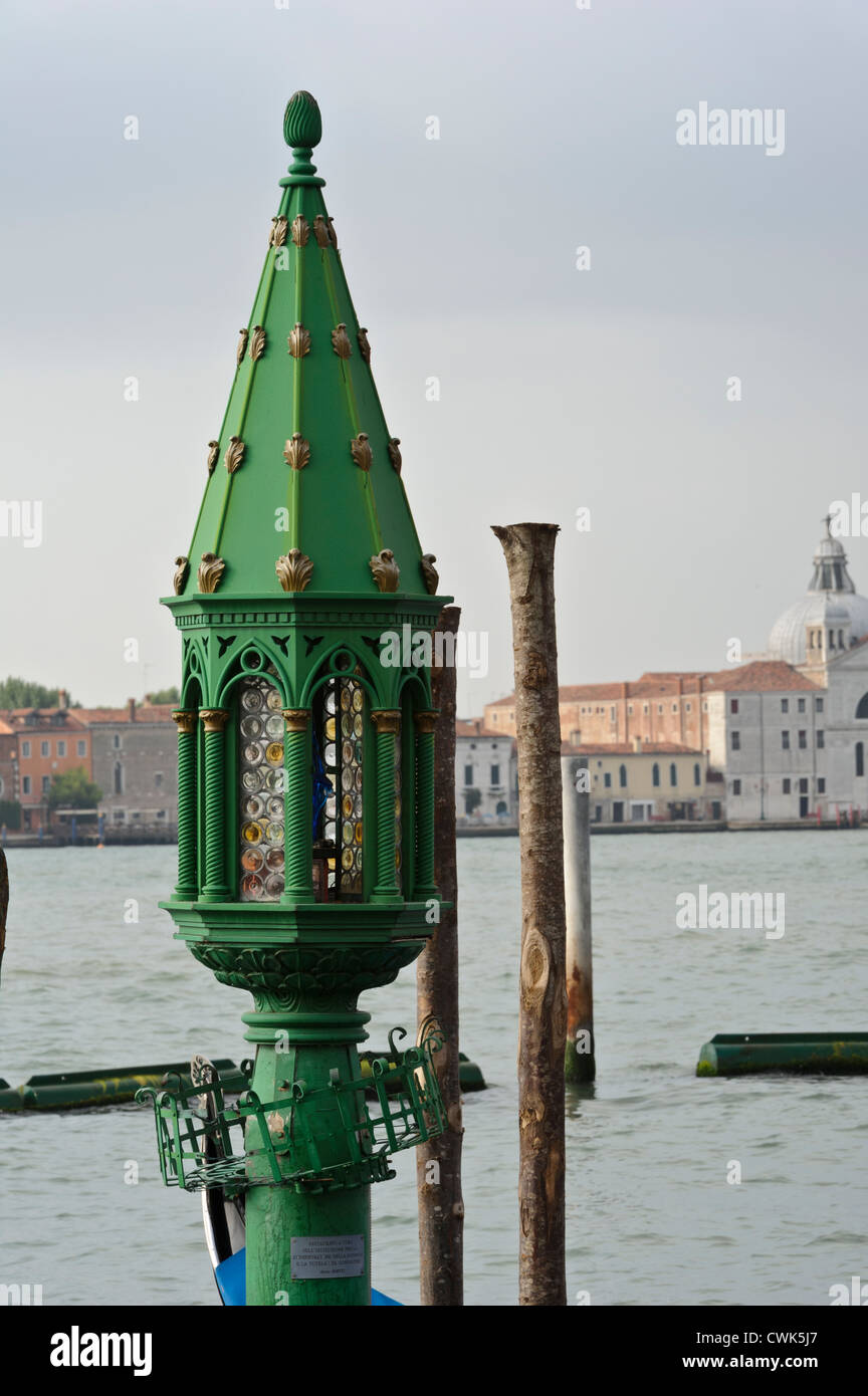 Lanterna veneziana, Grand Canal, Venezia, Italia. Foto Stock