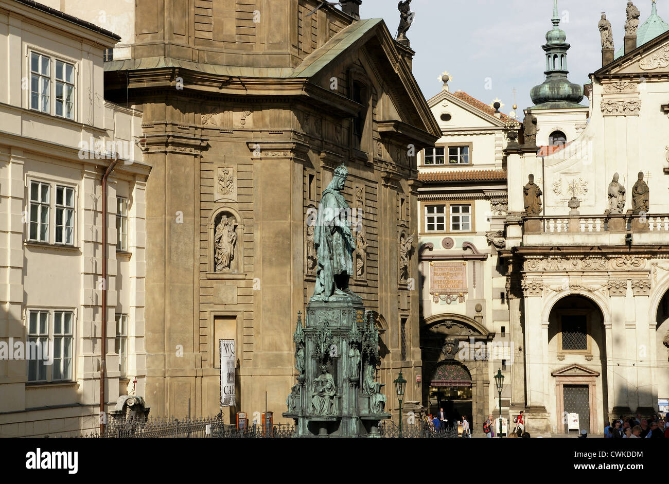 Carlo IV di Lussemburgo, ho di Boemia e IV della Germania (1316-1378). Sacro Romano Imperatore e Re di Boemia. Statua. Praga. Foto Stock