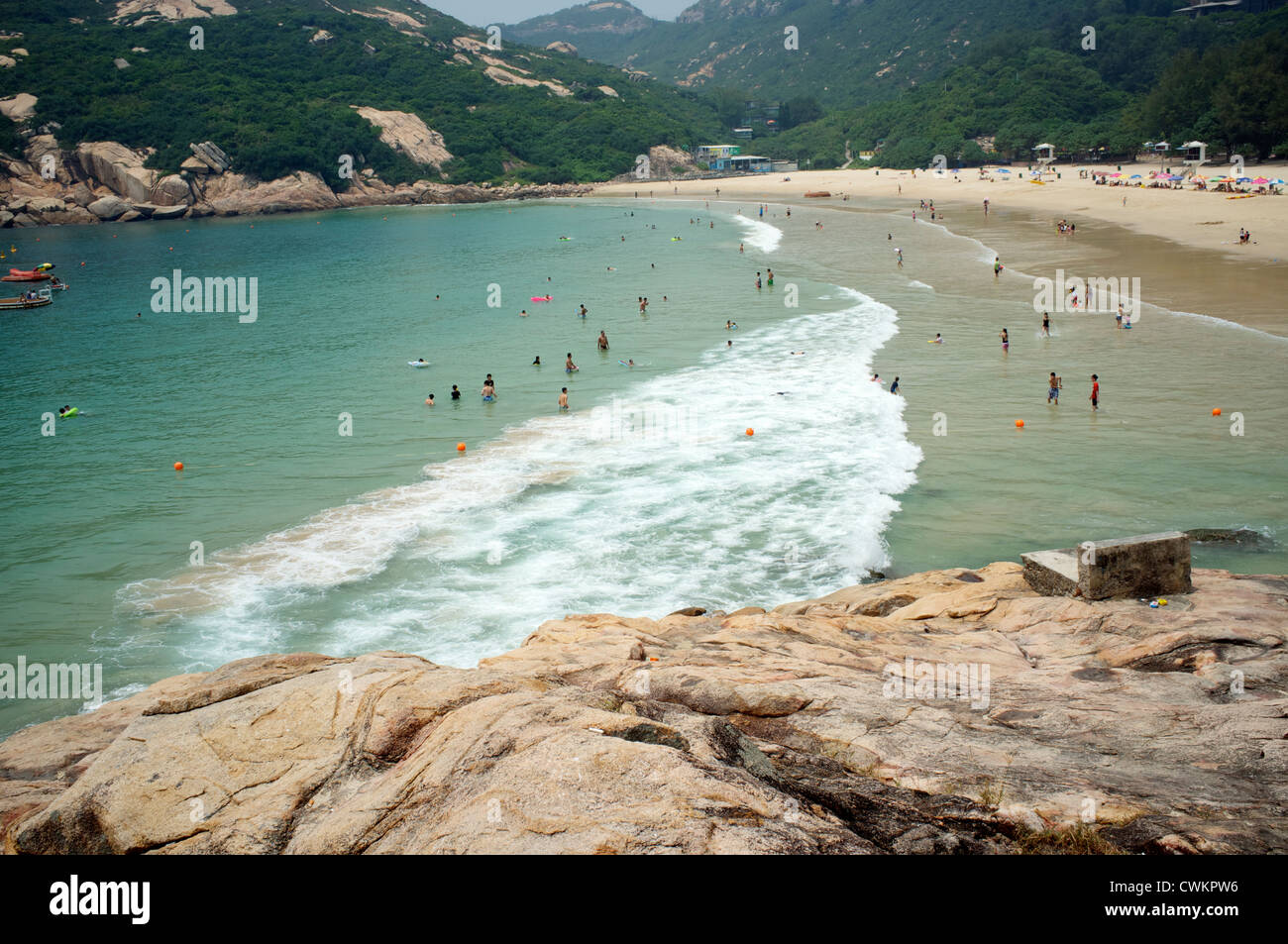 Spiaggia di Shek O , un villaggio sulla spiaggia situato sulla parte sud-orientale dell'Isola di Hong Kong in Hong Kong. 27-Aug-2012 Foto Stock