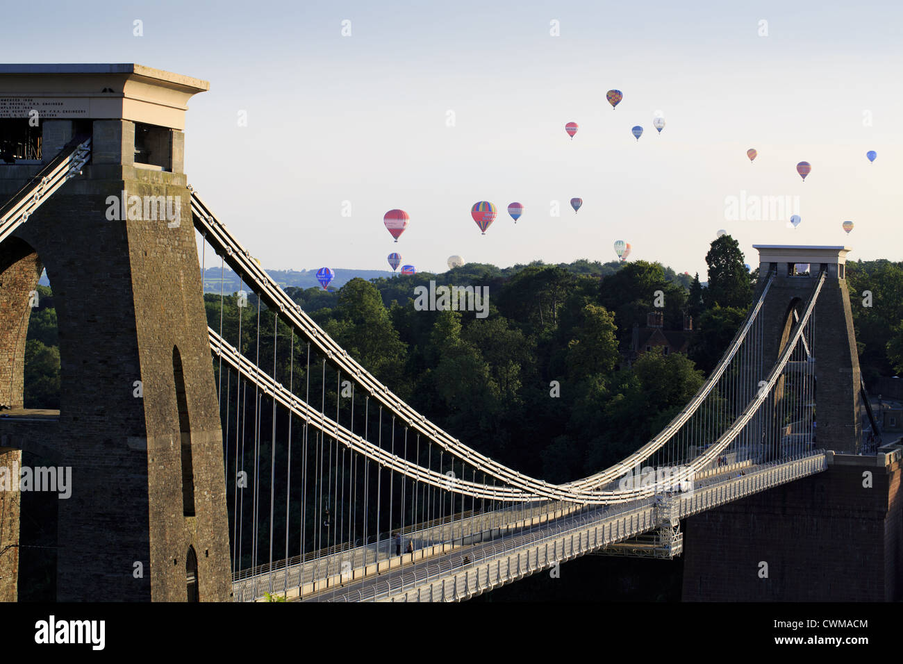 Il ponte sospeso di Clifton e Balloon Fiesta, Bristol, Regno Unito Foto Stock