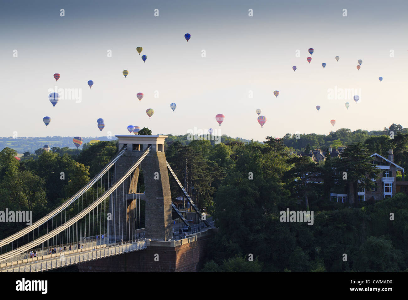 Il ponte sospeso di Clifton e Balloon Fiesta, Bristol, Regno Unito Foto Stock