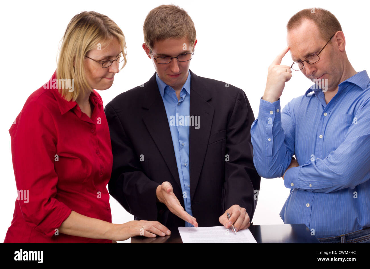 La gente la firma di un accordo Foto Stock
