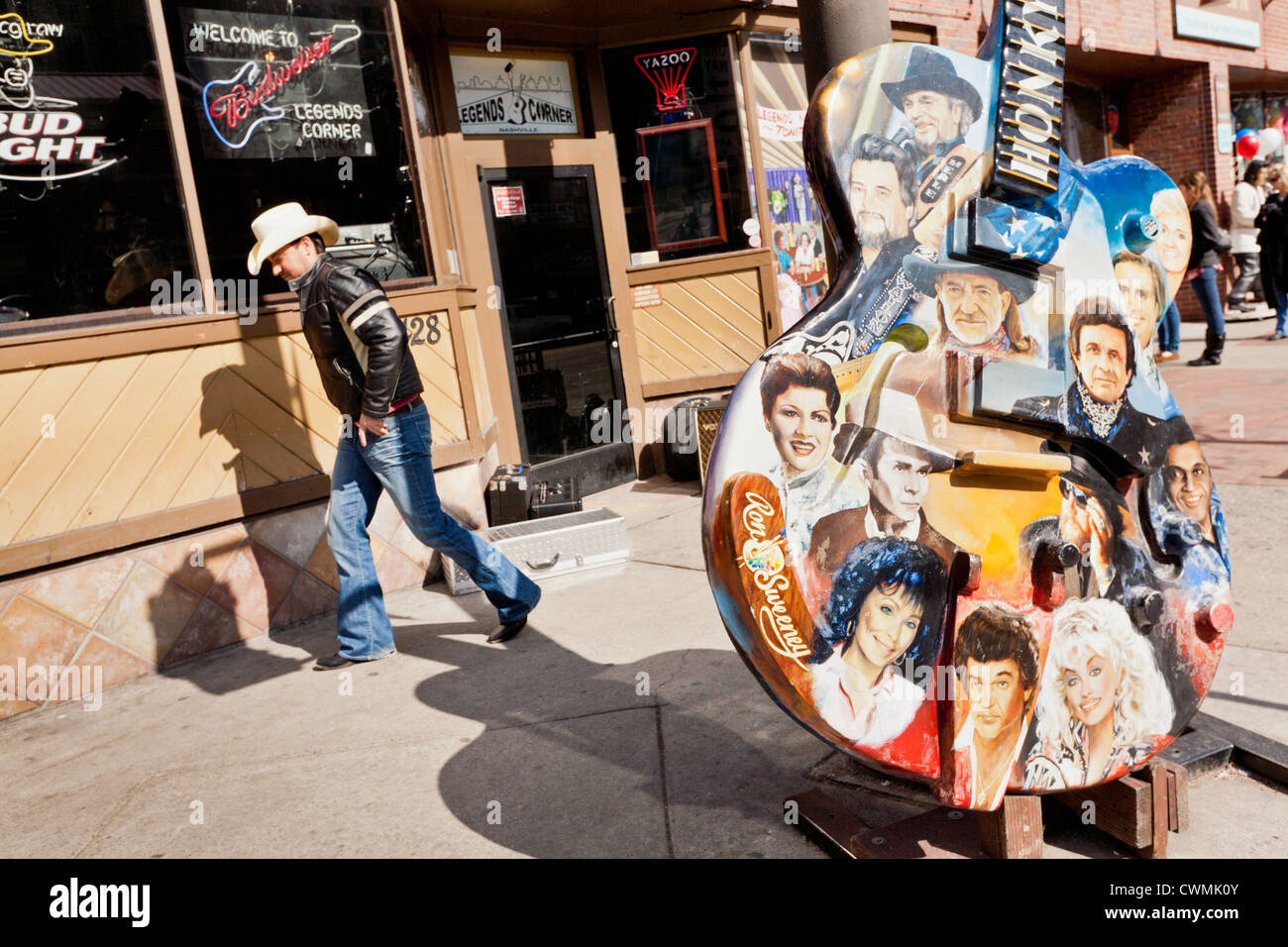 Lower Broadway Honky Tonks paese dove musicisti carriere di lancio, Nashville, Tennessee Foto Stock