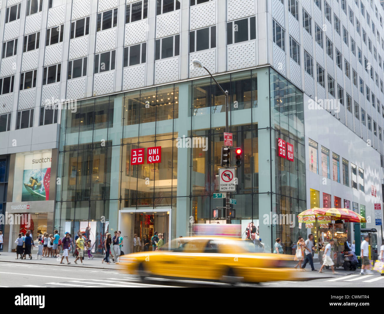 Uni Qio negozio di abbigliamento esterno, Fifth Avenue, New York Foto Stock
