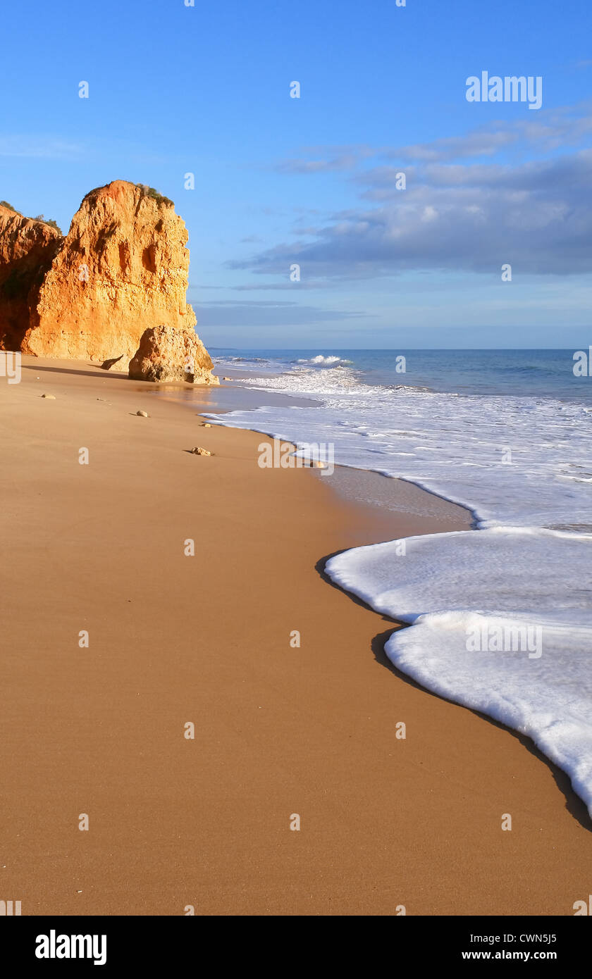Spiaggia di Algarve scenario, Portogallo Foto Stock